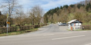 Einfahrt zum Baierbacher Hof